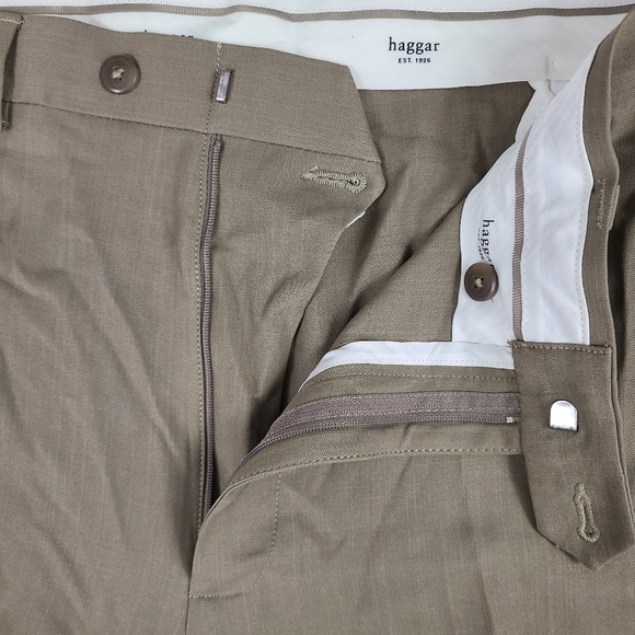 NWT Haggar Dress Pant Men's size 44 x 30 Smart Fiber Comfort Waist Tan - Picture 4 of 12